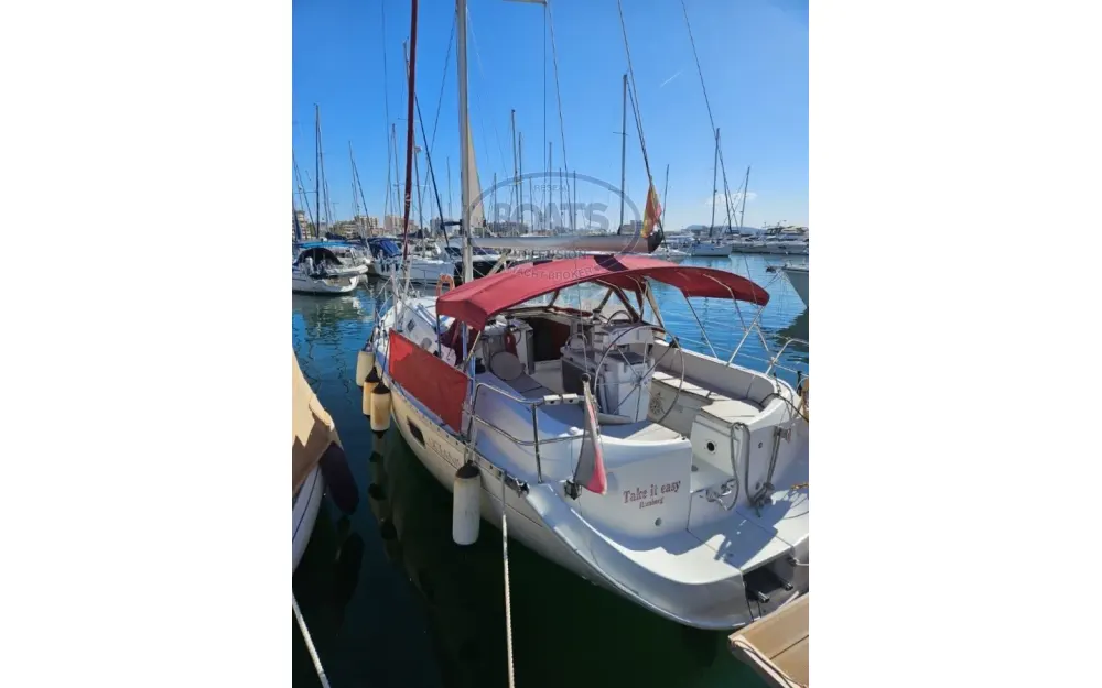 slider 1 Beneteau Oceanis 351