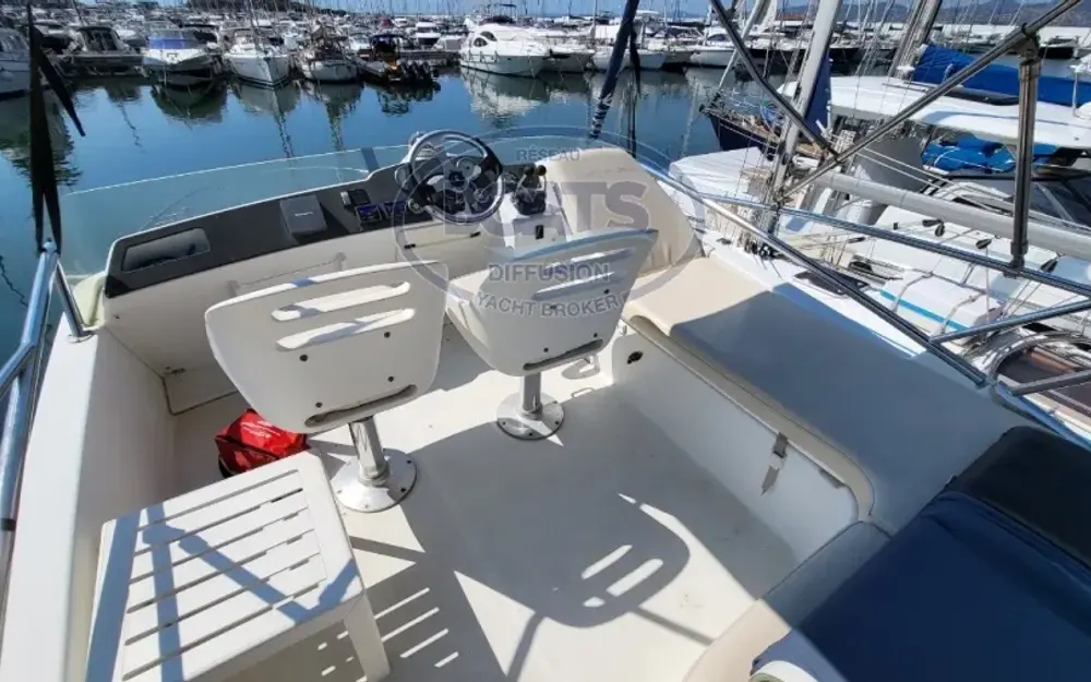 slider 6 Beneteau Antares 980