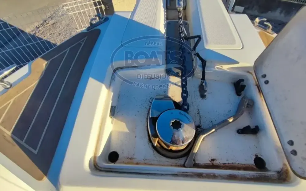 slider 4 Capelli Tempest 700 Sun
