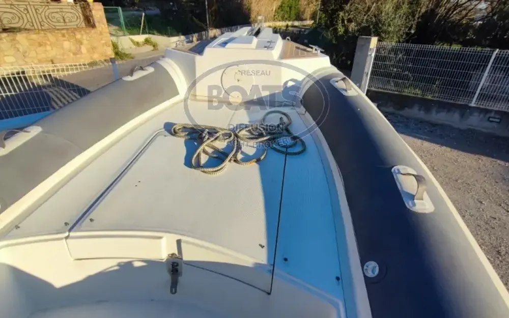 slider 5 Capelli Tempest 700 Sun