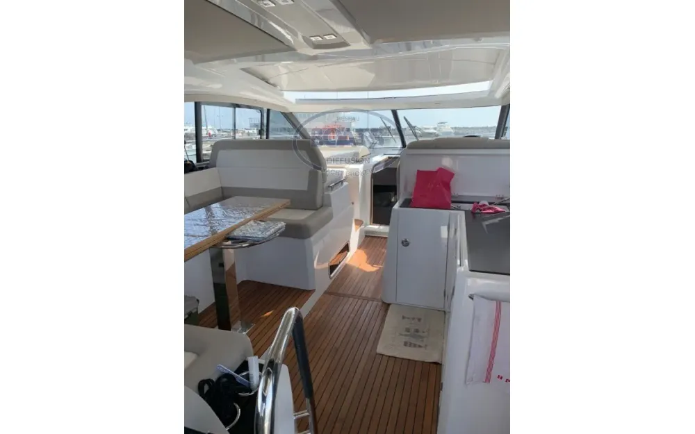 slider 6 Jeanneau Leader 46