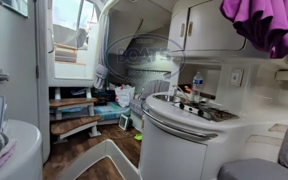 slider 6 Chris Craft Crowne 272