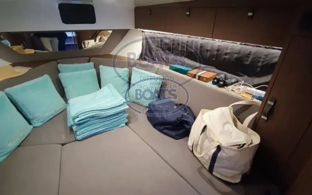slider 13 Beneteau Flyer 10