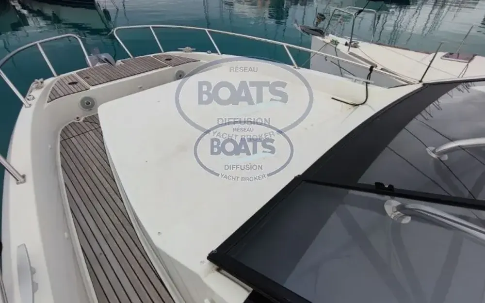 slider 8 Beneteau Flyer 10