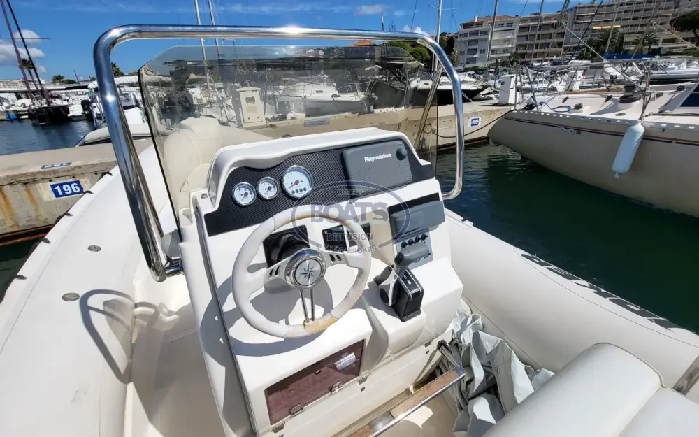 slider 4 Joker Boat Clubman 23