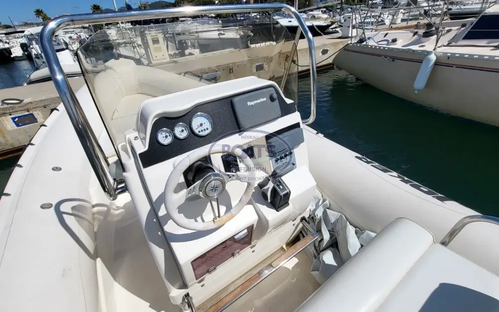 slider 6 Joker Boat Clubman 23