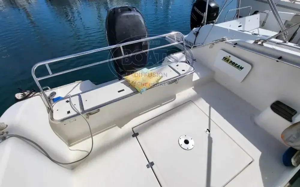 slider 4 Mery Nautic Belisaire 700