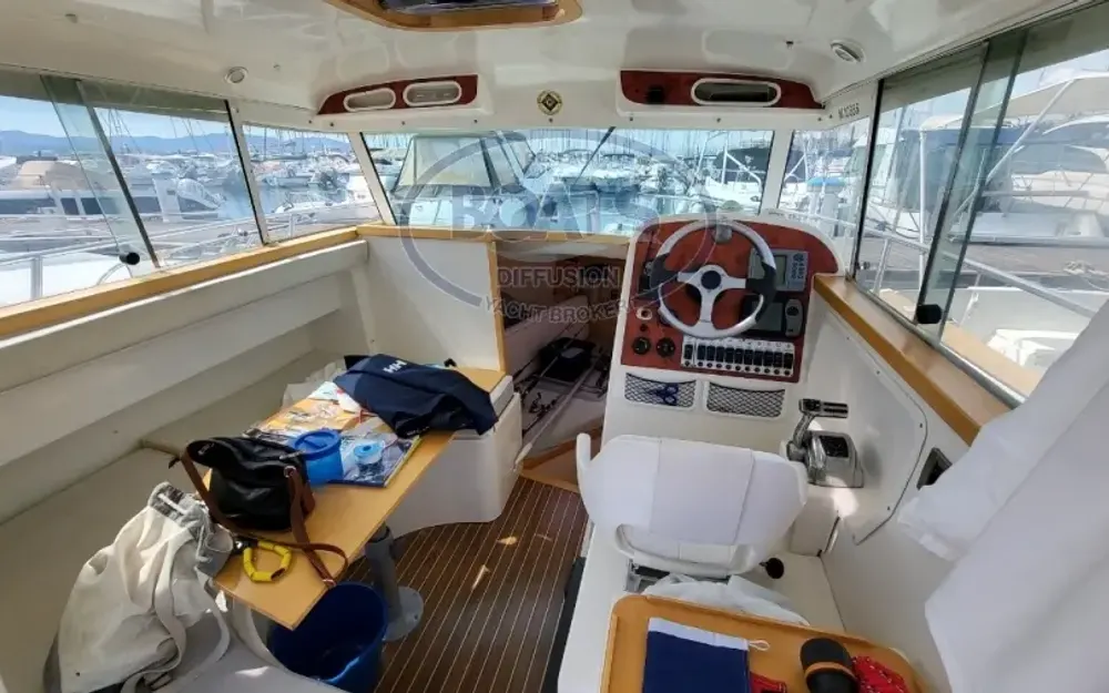 slider 5 Mery Nautic Belisaire 700