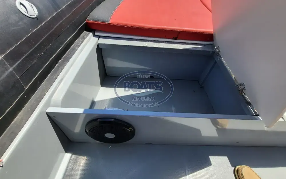 slider 12 Marshall M6