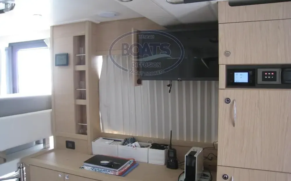 slider 9 Beneteau Swift Trawler 41 Fly