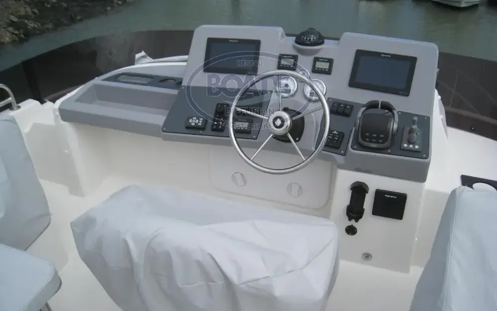 slider 5 Beneteau Swift Trawler 41 Fly