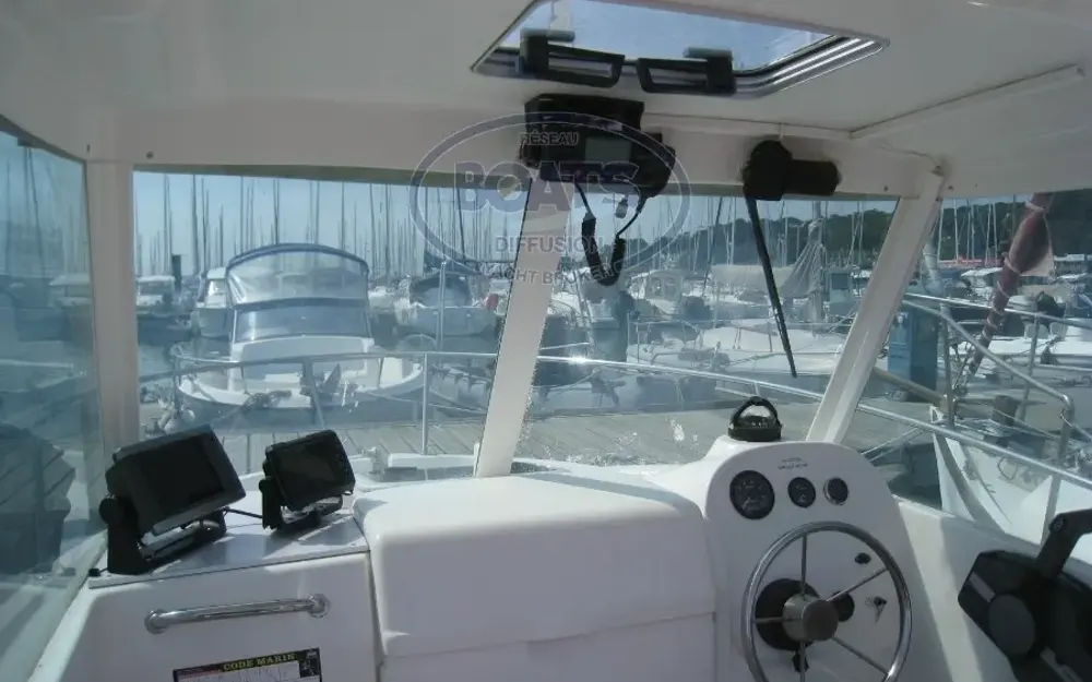 slider 3 Jeanneau Merry Fisher 530