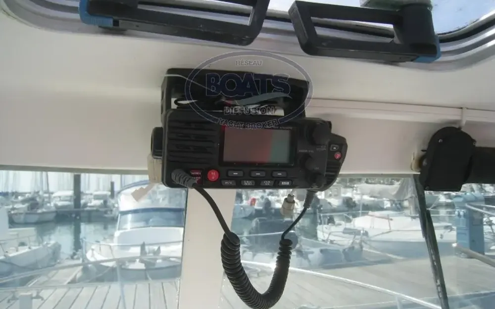 slider 4 Jeanneau Merry Fisher 530
