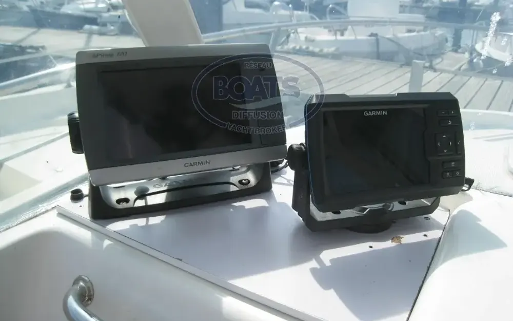 slider 5 Jeanneau Merry Fisher 530