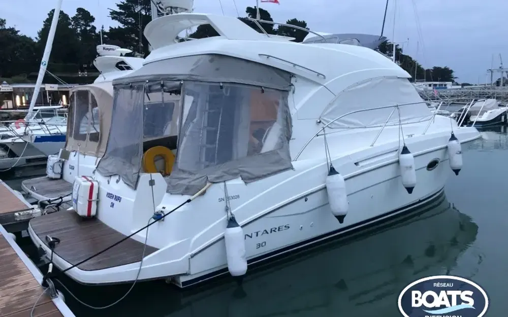 slider 0 Beneteau Antares 30 Fly