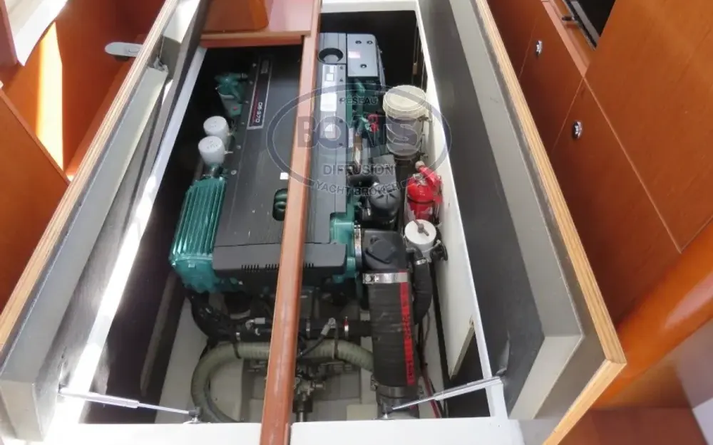 slider 12 Beneteau Antares 30 Fly