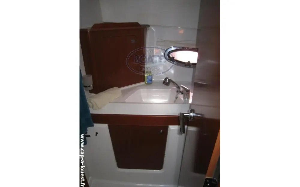 slider 6 Beneteau Antares 30 Fly