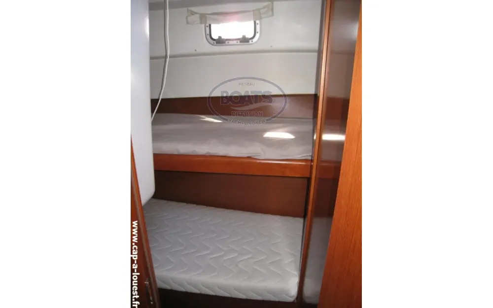 slider 7 Beneteau Antares 30 Fly