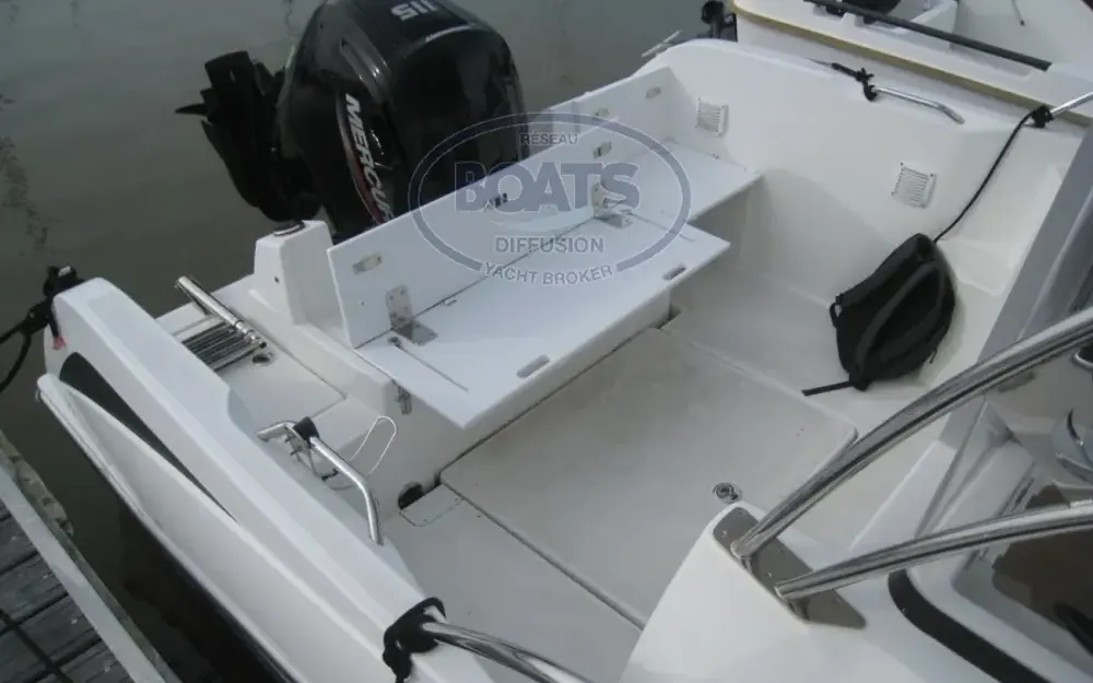 slider 10 Beneteau Antares 6 OB