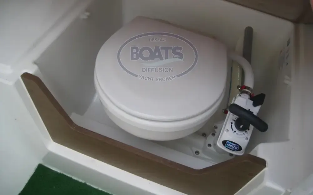 slider 7 Beneteau Antares 6 OB