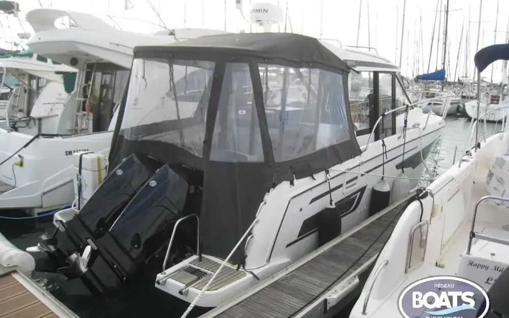 slider 0 Jeanneau Merry Fisher 895