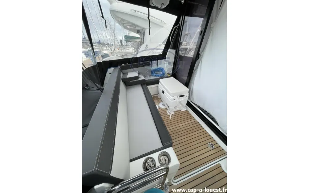 slider 8 Jeanneau Merry Fisher 895