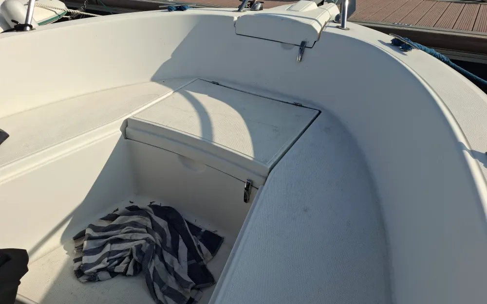 slider 11 Kelt White Shark 206