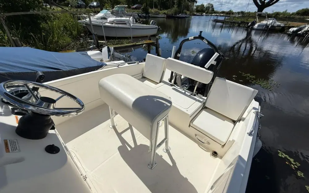 slider 12 Bayliner CC7