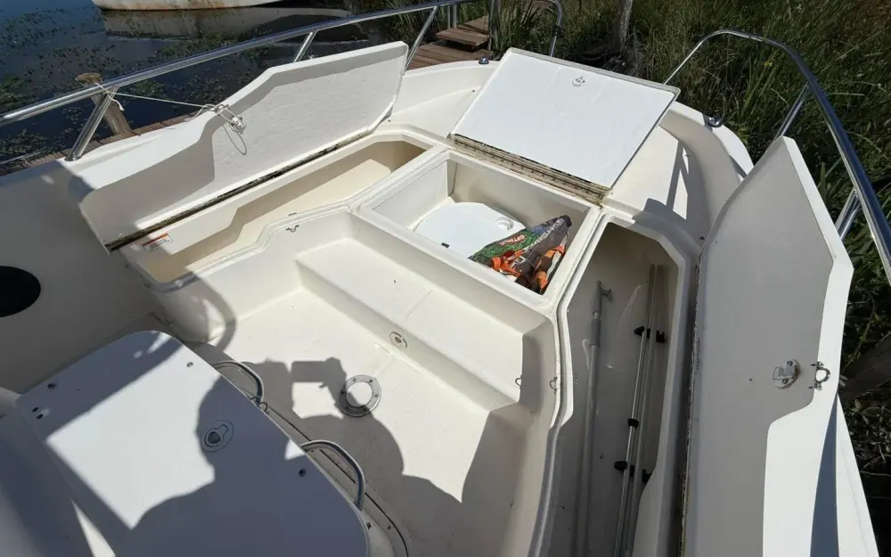 slider 3 Bayliner CC7