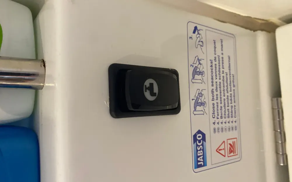 slider 27 Jeanneau Cap Camarat 9.0 WA