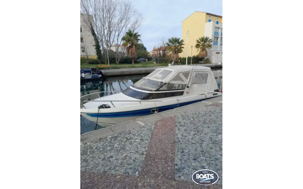 slider 0 Jeanneau Leader 650