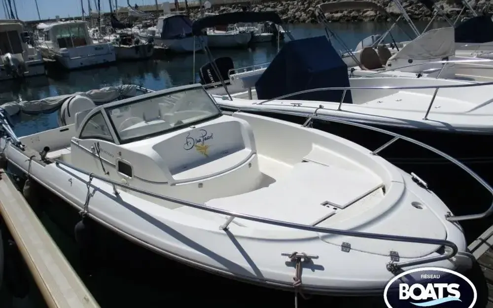 slider 0 Beneteau Ombrine 630