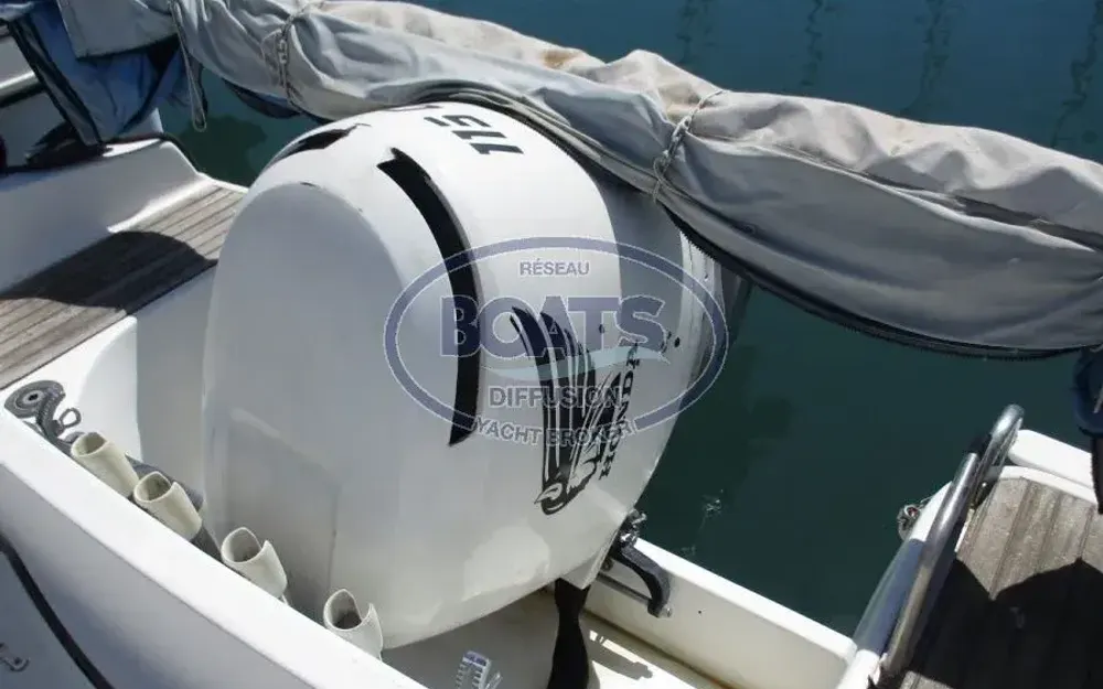 slider 2 Beneteau Ombrine 630