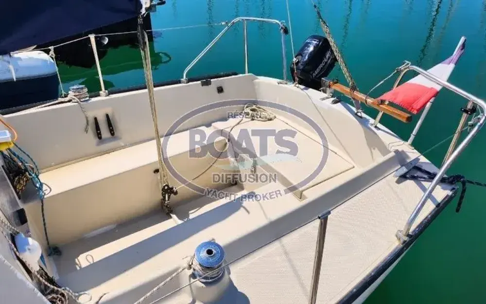 slider 12 Beneteau First 22