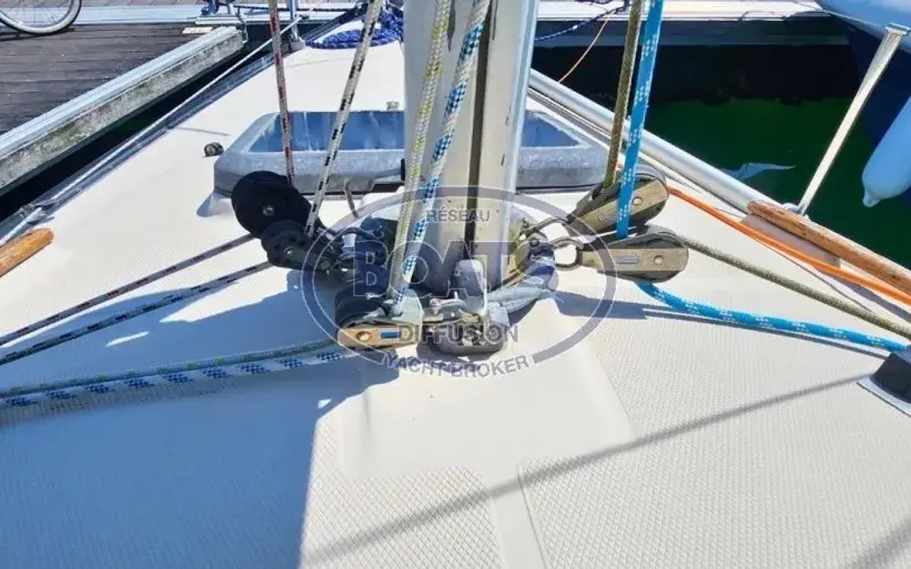 slider 13 Beneteau First 22