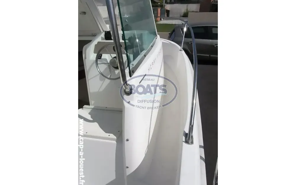 slider 5 Jeanneau Merry Fisher 585