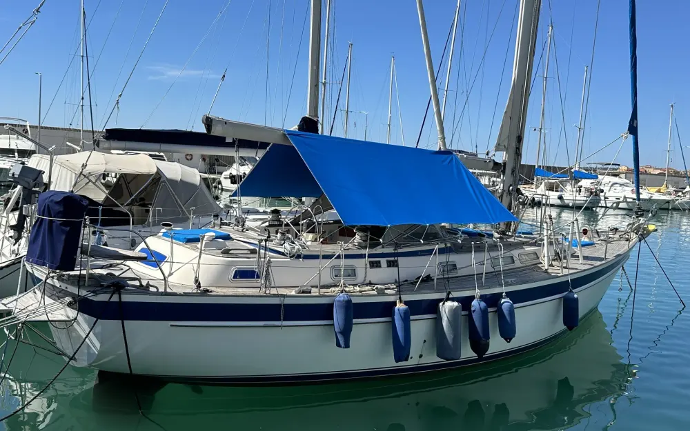 slider 0 Hallberg Rassy  42F