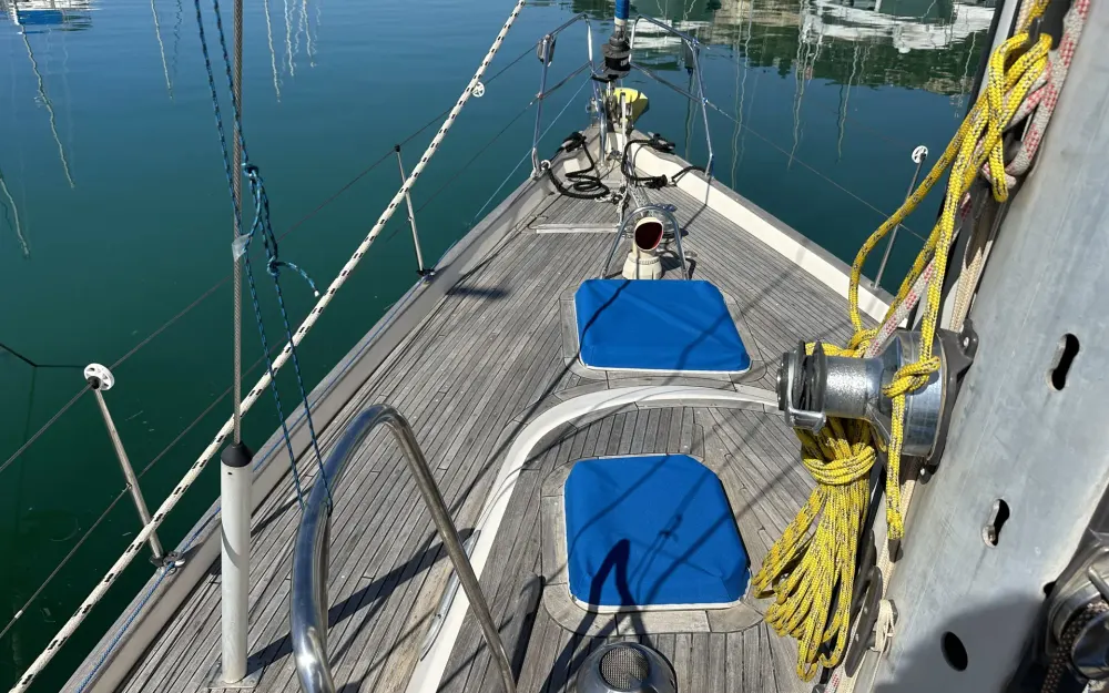 slider 13 Hallberg Rassy  42F