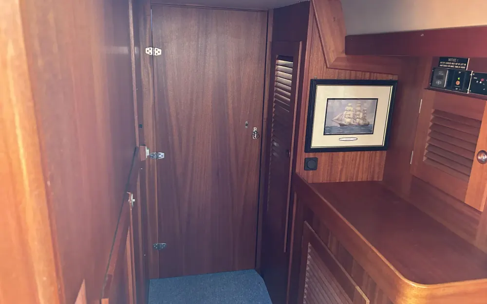 slider 32 Hallberg Rassy  42F