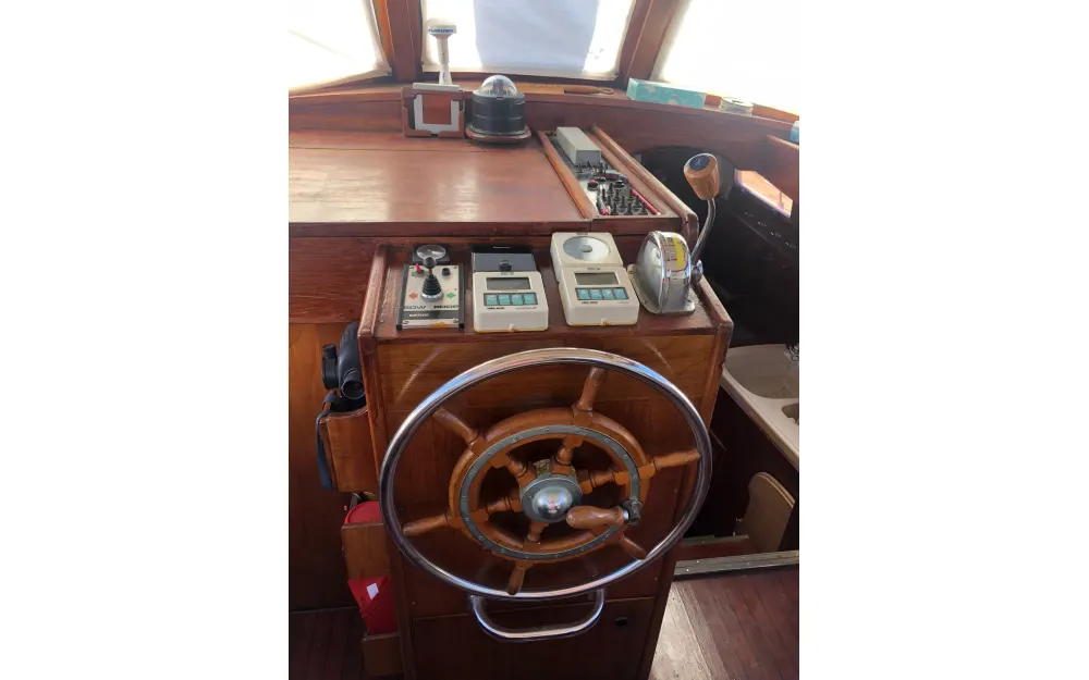 slider 6 Siltala Yachts Nauticat 33