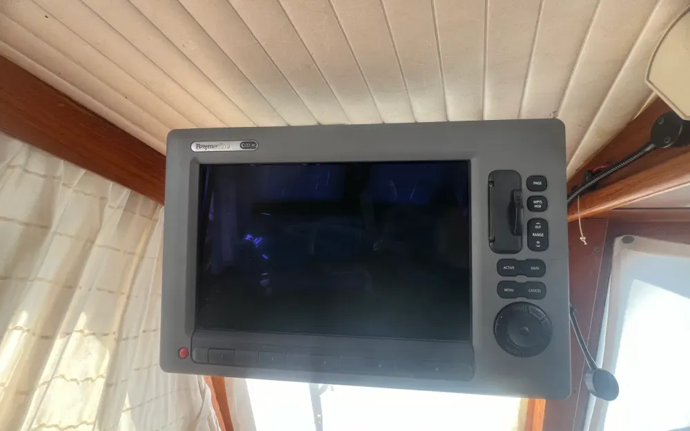 slider 44 Siltala Yachts Nauticat 33