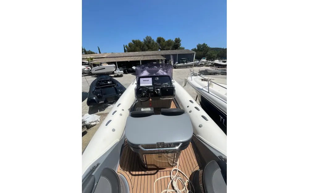 slider 4 Grand Golden Line G850