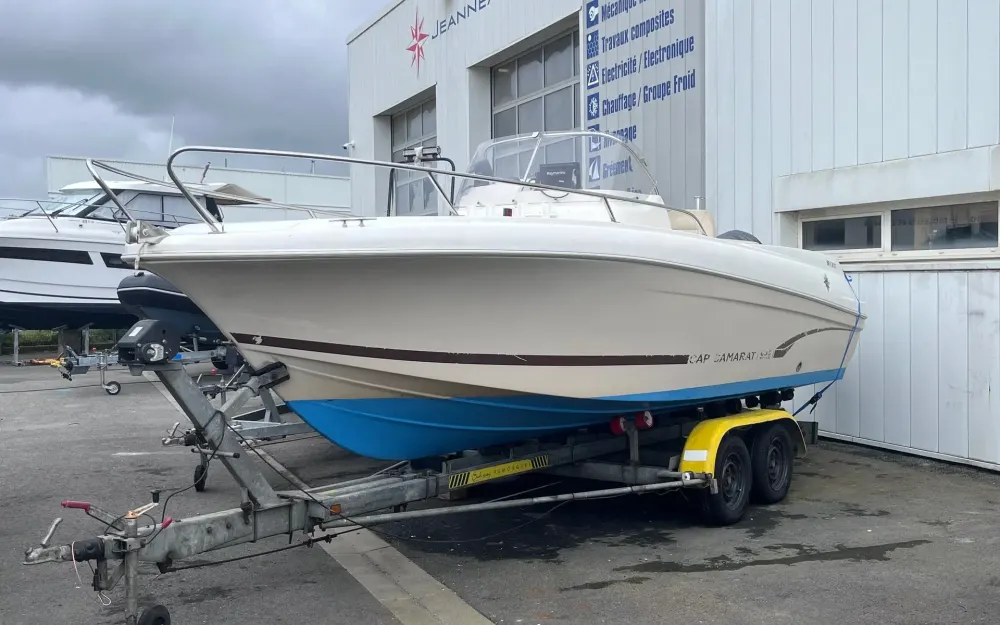 slider 1 Jeanneau Cap Camarat 635 Style