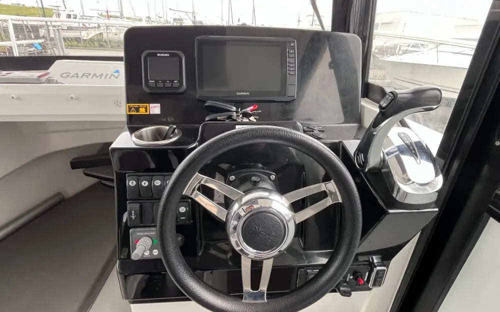 slider 7 Jeanneau Merry Fisher 795 Marlin