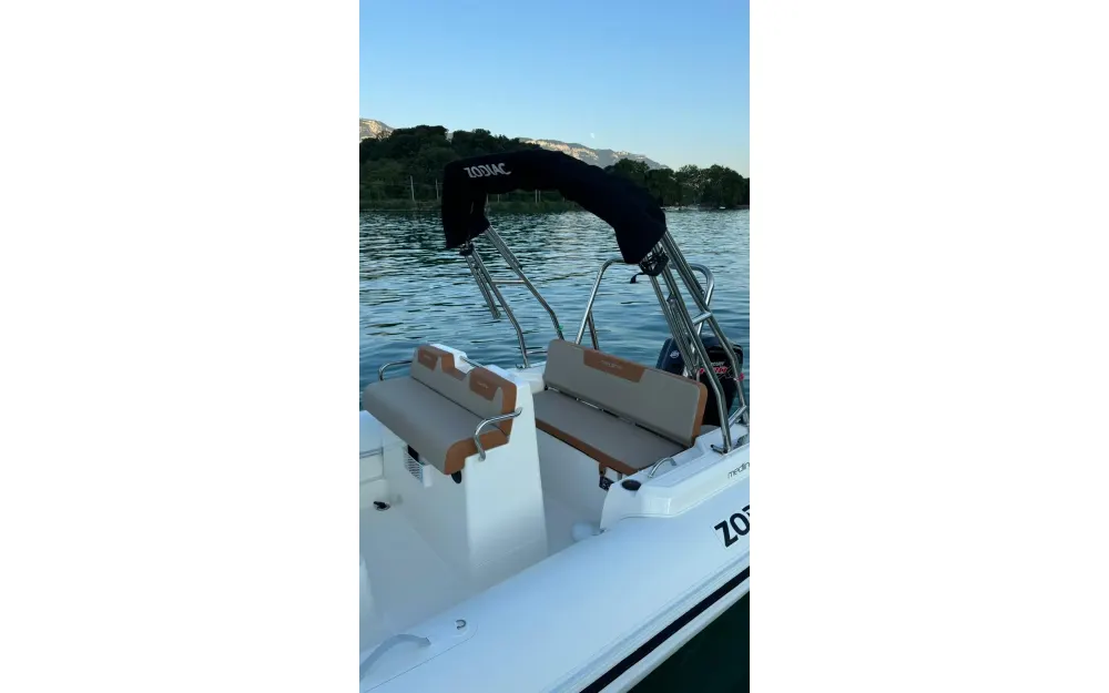 slider 4 Zodiac Medline 5.8