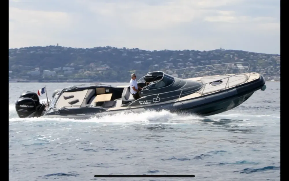 slider 0 Nuova Jolly Prince 35 Sport Cabin