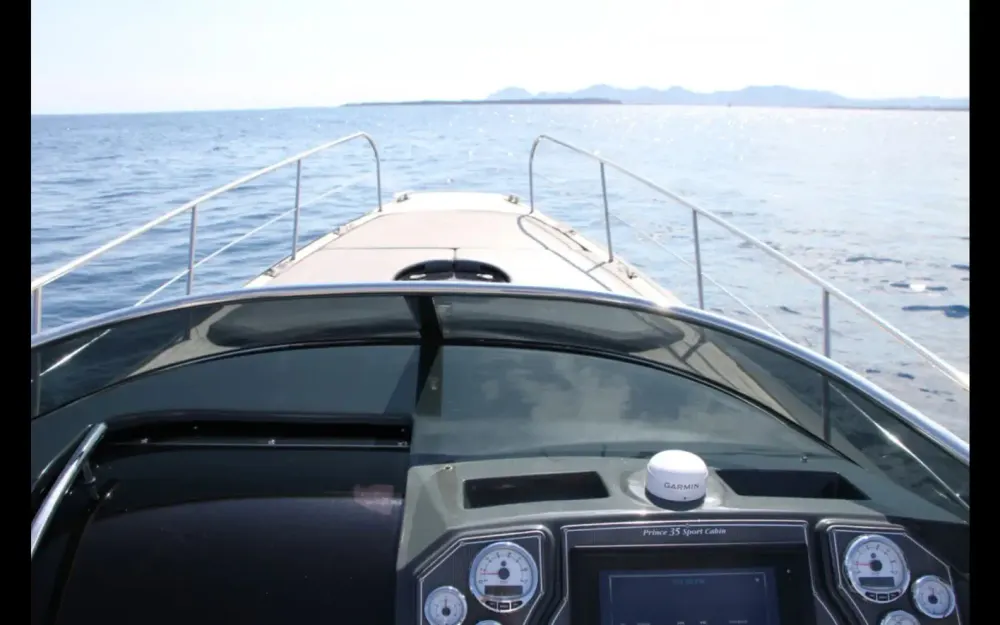 slider 12 Nuova Jolly Prince 35 Sport Cabin