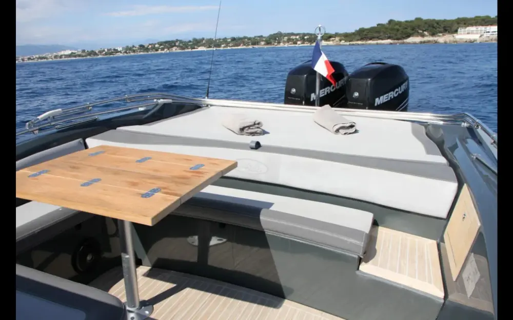 slider 16 Nuova Jolly Prince 35 Sport Cabin