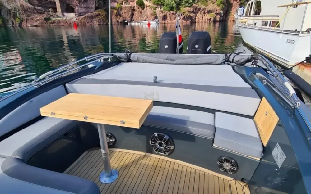 slider 18 Nuova Jolly Prince 35 Sport Cabin
