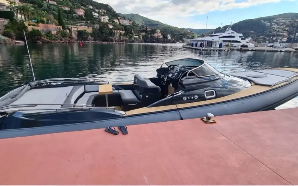 slider 5 Nuova Jolly Prince 35 Sport Cabin